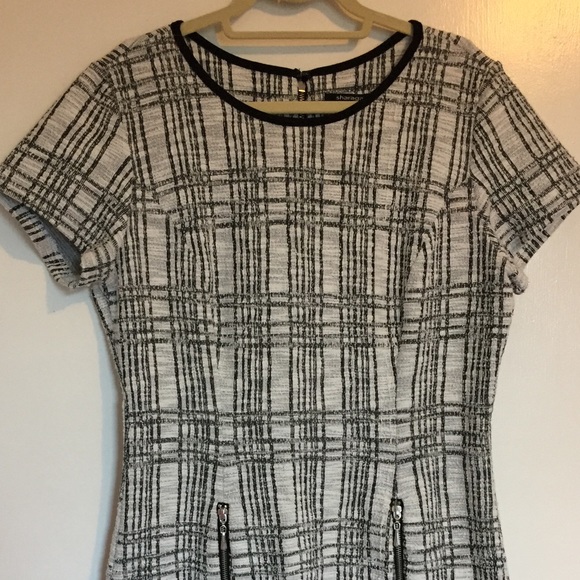 Black & White Tweed Dress - Picture 3 of 7